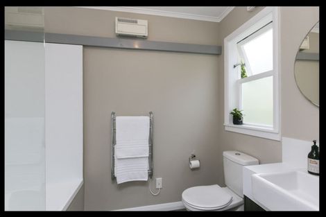 Photo of property in 22 Everest Street, Khandallah, Wellington, 6035