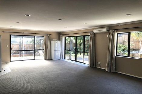 Photo of property in 4 Drumston Place, Flat Bush, Auckland, 2019