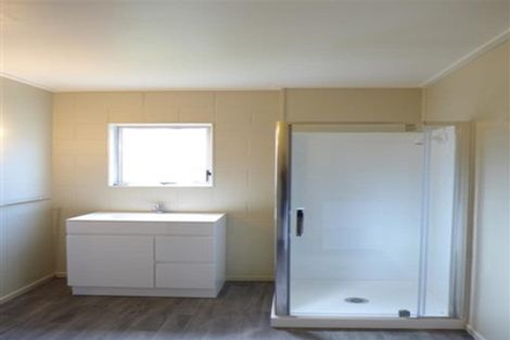 Photo of property in 2/41 Koromiko Street, New Lynn, Auckland, 0600