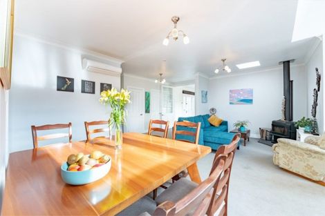 Photo of property in 203 Parkes Line Road, Maymorn, Upper Hutt, 5018