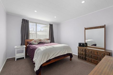 Photo of property in 2/12 Garnet Grove, Birchville, Upper Hutt, 5018