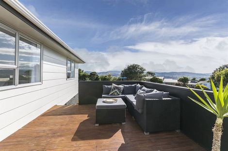 Photo of property in 41 Almora View, Ascot Park, Porirua, 5024