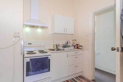 Photo of property in 10 Porritt Avenue, Mount Victoria, Wellington, 6011