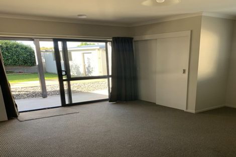 Photo of property in 28 Moa Street, Waikiwi, Invercargill, 9810