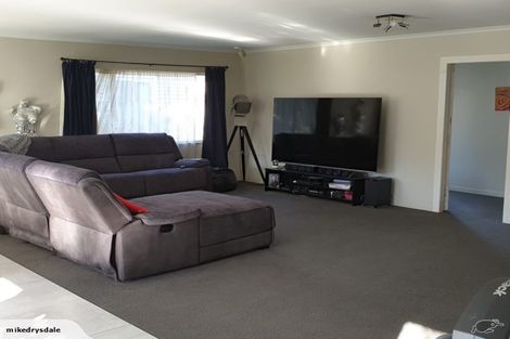 Photo of property in 247 Wainoni Road, Avondale, Christchurch, 8061