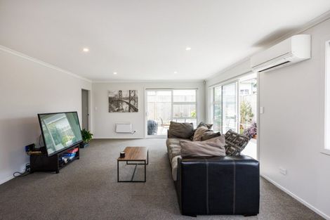 Photo of property in 112a Roberts Line, Kelvin Grove, Palmerston North, 4414