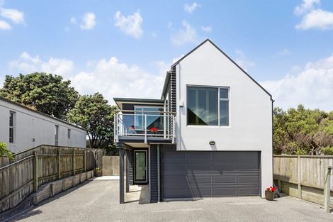 Photo of property in 6a Sunset Parade, Plimmerton, Porirua, 5026