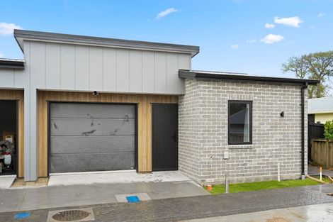 Photo of property in 2 Fable Way, Leamington, 3432