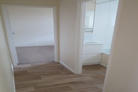 Photo of property in 77 Seabrook Avenue, New Lynn, Auckland, 0600