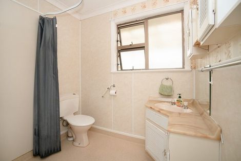 Photo of property in 130 College Street, Awapuni, Palmerston North, 4412