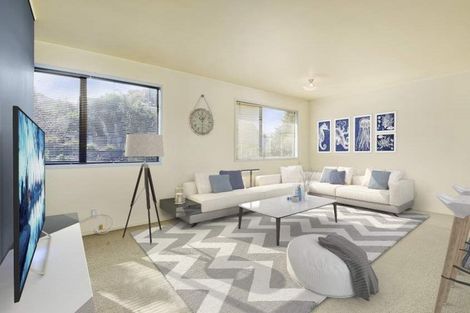 Photo of property in 18 Keats Place, Blockhouse Bay, Auckland, 0600