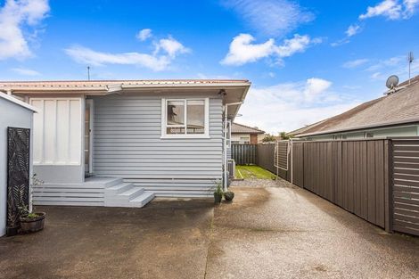 Photo of property in 24b Edward Avenue, Orewa, 0931