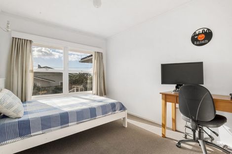Photo of property in 1/6 Stone Street, Hauraki, Auckland, 0622