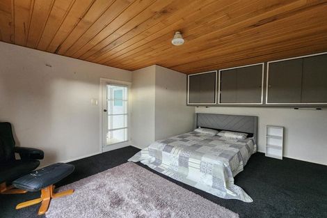 Photo of property in 8b Julian Place, Westown, New Plymouth, 4310