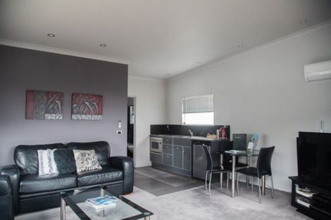 Photo of property in 24 Cologne Street, Martinborough, 5711