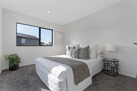 Photo of property in 7 Picnic Point Road, Hobsonville, Auckland, 0616