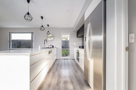 Photo of property in 33 Northmoor Boulevard, Rolleston, 7615
