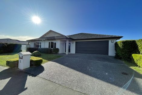 Photo of property in 6 Mana Place, Poraiti, Napier, 4112