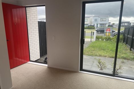 Photo of property in 87 Battalion Drive, Papakura, 2110