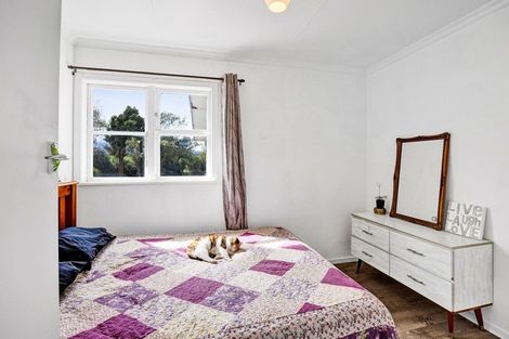 Photo of property in 2745 Opunake Road, Te Kiri, Opunake, 4682