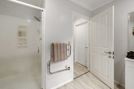 Photo of property in 66 Forest Road, Oruanui, Taupo, 3384