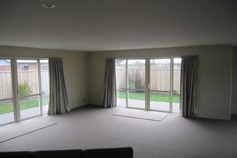 Photo of property in 8 Manuka Street, Pegasus, 7612