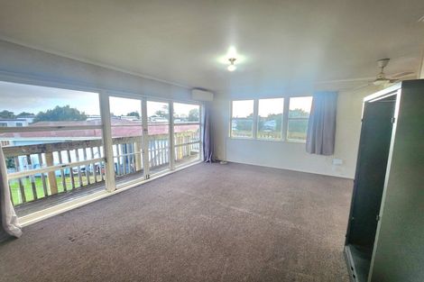 Photo of property in 2/23 Claymore Street, Manurewa, Auckland, 2102
