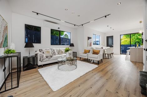 Photo of property in 6a Broadview Place, Howick, Auckland, 2014