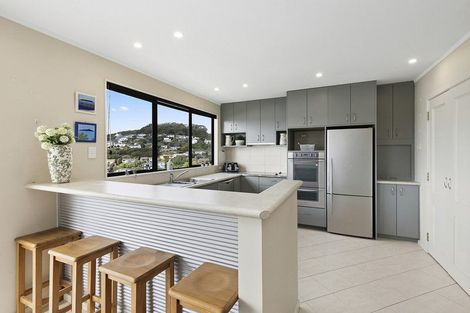 Photo of property in 164 Kahu Road, Paremata, Porirua, 5024