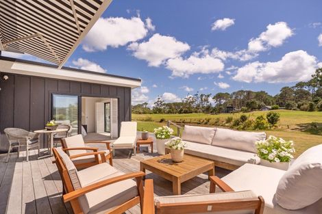 Photo of property in 111 Benjamin Place, Matarangi, Whitianga, 3592