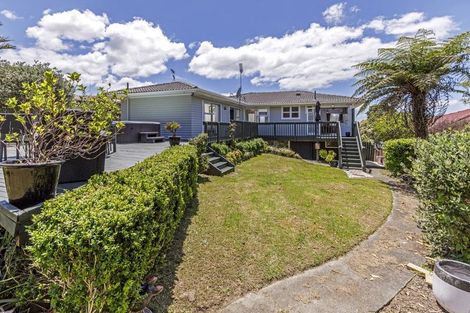 Photo of property in 26 Agincourt Street, Glenfield, Auckland, 0629