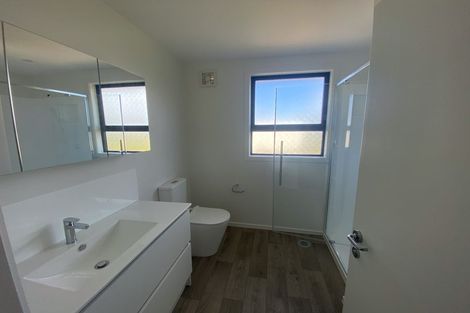 Photo of property in 37 Priscilla Crescent, Kingston, Wellington, 6021