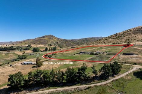 Photo of property in 218 Hawksburn Road, Nevis, Cromwell, 9384