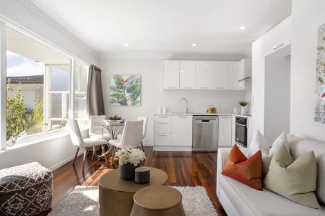 Photo of property in 2/61a Balmoral Road, Mount Eden, Auckland, 1024