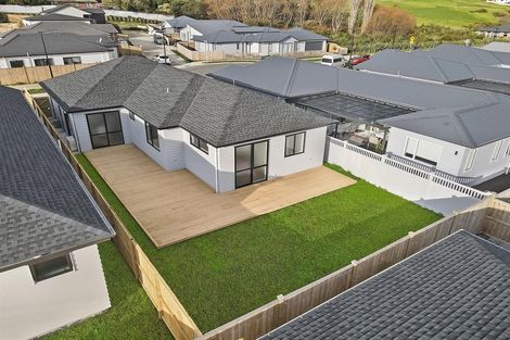 Photo of property in 42 Holcroft Street, Papakura, 2110