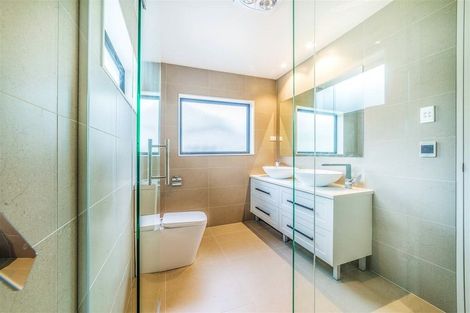 Photo of property in 49 Blacks Road, Greenhithe, Auckland, 0632