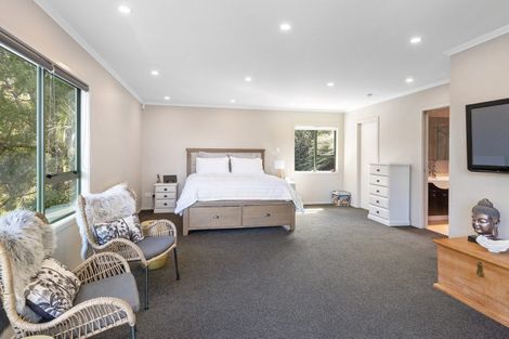 Photo of property in 89 Wood Bay Road, Titirangi, Auckland, 0604