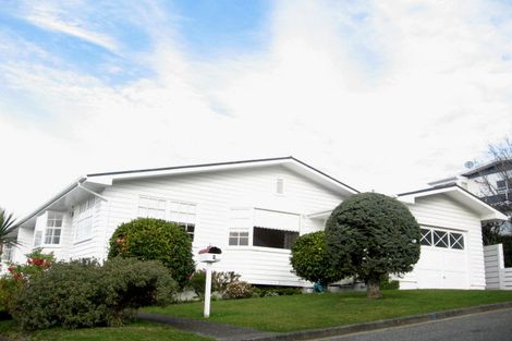 Photo of property in 5 Ridd Crescent, Karori, Wellington, 6012