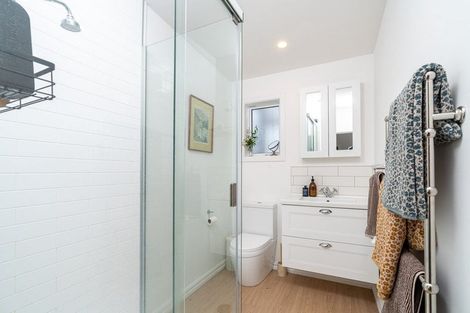 Photo of property in 15 Duppa Street, Berhampore, Wellington, 6023