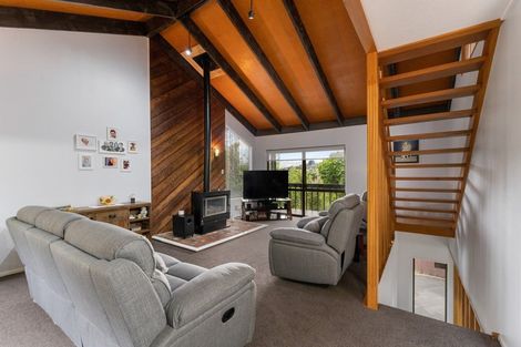 Photo of property in 10 Latitude Close, Whitby, Porirua, 5024