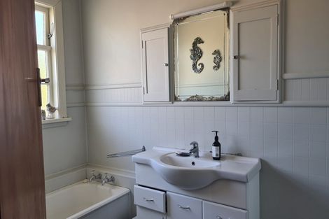 Photo of property in 13 Cambridge Road, Martinborough, 5711