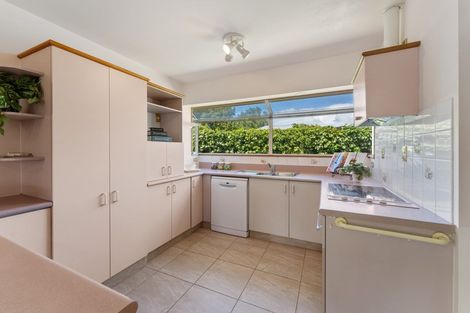 Photo of property in 166 Queenspark Drive, Parklands, Christchurch, 8083