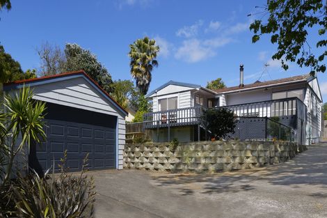 Photo of property in 103 Konini Road, Titirangi, Auckland, 0604