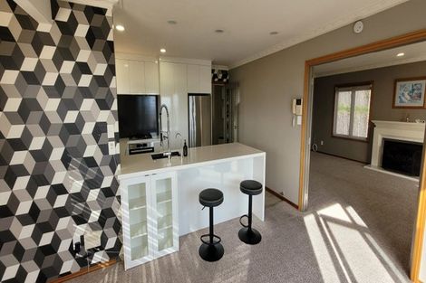 Photo of property in 85c Eliot Street, New Plymouth, 4310