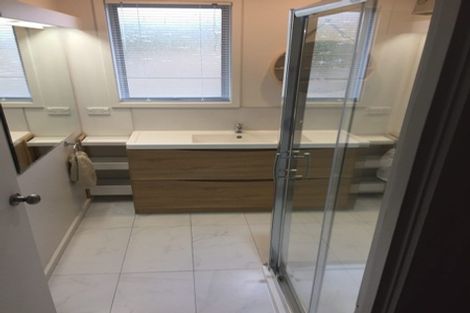 Photo of property in 57 Fairmount Road, Titirangi, Auckland, 0604