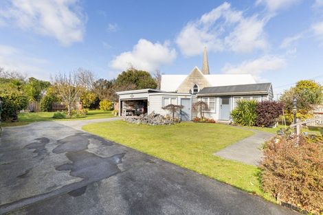 Photo of property in 15 Bull Street, Bulls, 4818