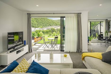 Photo of property in 18 Discovery Way, Waikawa, Picton, 7220