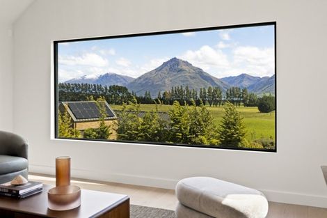 Photo of property in 98 Jacks Point Rise, Jacks Point, Queenstown, 9371