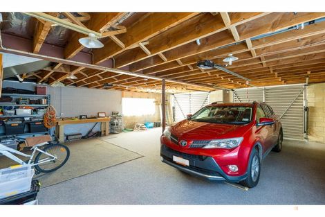 Photo of property in 11 Oxford Street, Waimate, 7924