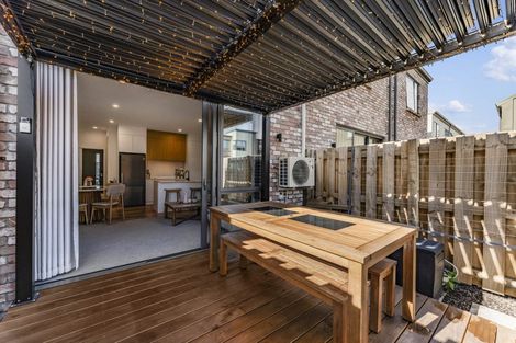 Photo of property in 68 Tahuhu Road, Mount Wellington, Auckland, 1062